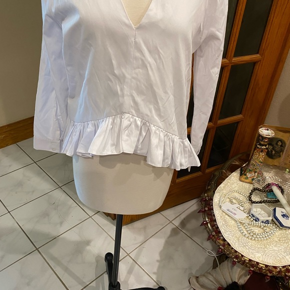 English factory peplum Top size small. Size S (4-6) - Picture 2 of 9